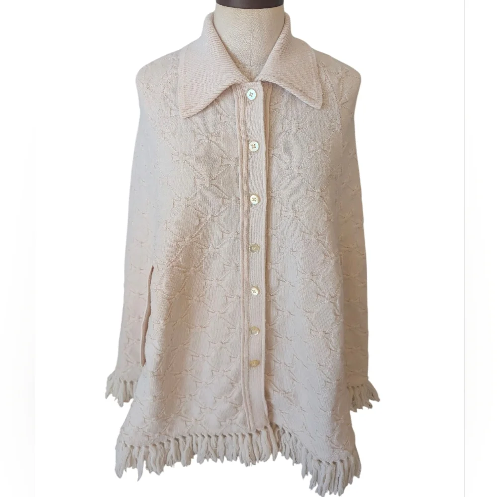 Vintage Cuddle Knit fringed, button up, knit capelet W arm holes. Medium